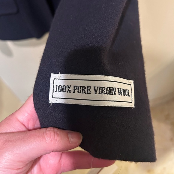 *NWT* Vintage Stephanie Andrews Navy Wool Blazer with Gold Buttons - Picture 4 of 5